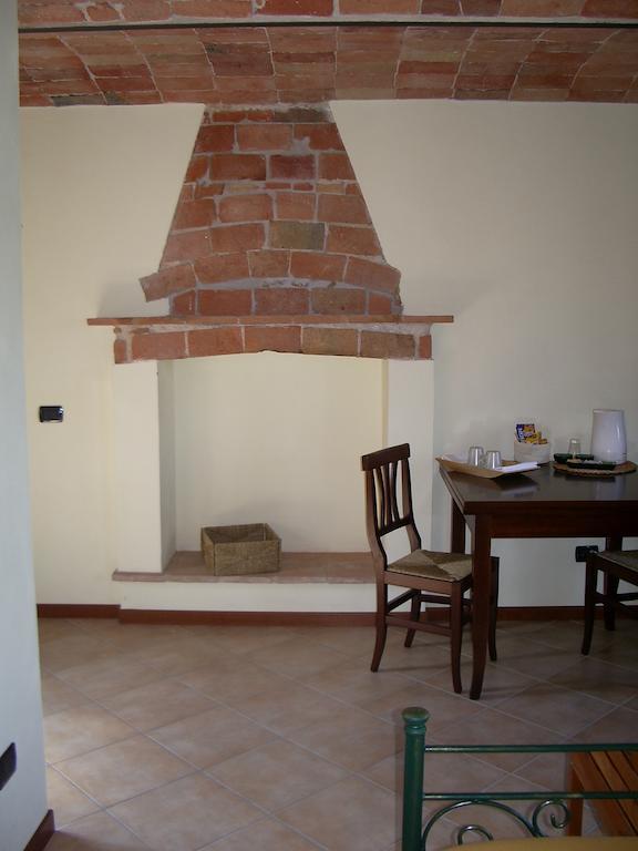 B&B Cascina Gaione Via Gallina,18B 12052 Neive Cn Quarto foto